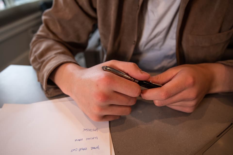 How to Write a VA Job Description in 5 Minutes — Talentgrama blog article on Hiring Tips